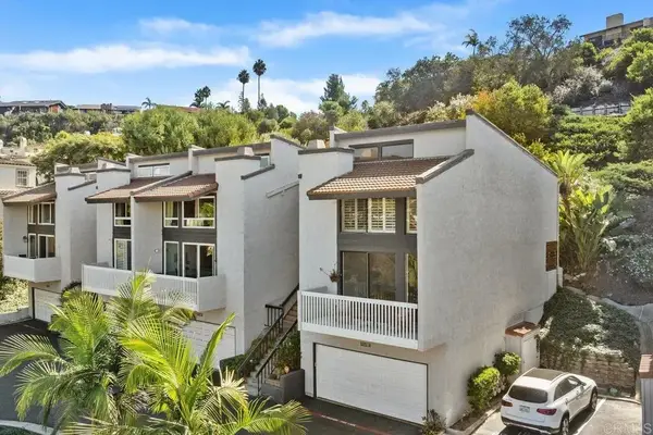 2433 La Costa Avenue #A, Carlsbad, CA 92009