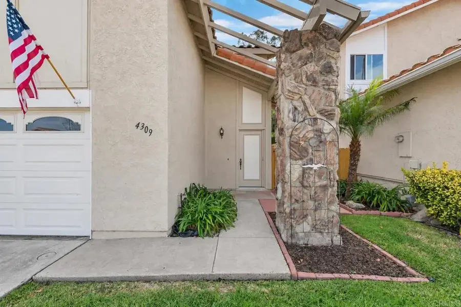 4309 Sierra Morena, Carlsbad, CA 92010 - #2