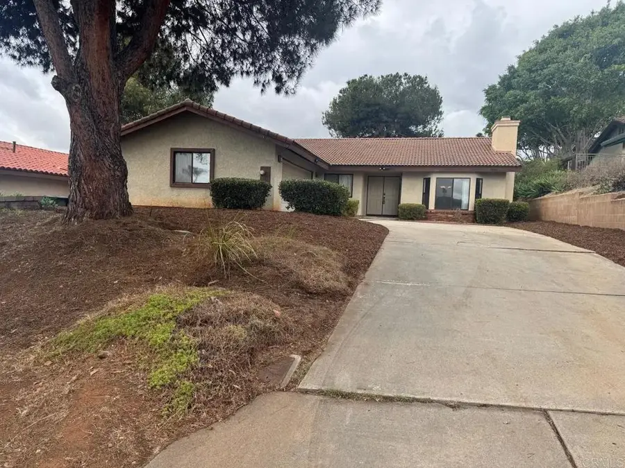 1906 Odell Circle, Vista, CA 92084 - #3