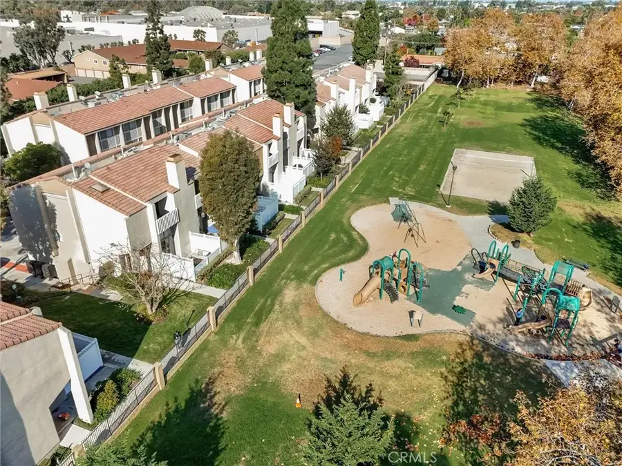 380 W Wilson Street #C101, Costa Mesa, CA 92627 - Image #2