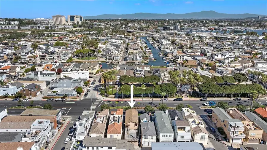 3709 W Balboa, Newport Beach, CA 92663 - Image #3