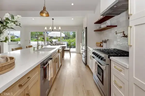 503 Vista Grande, Newport Beach, CA 92660