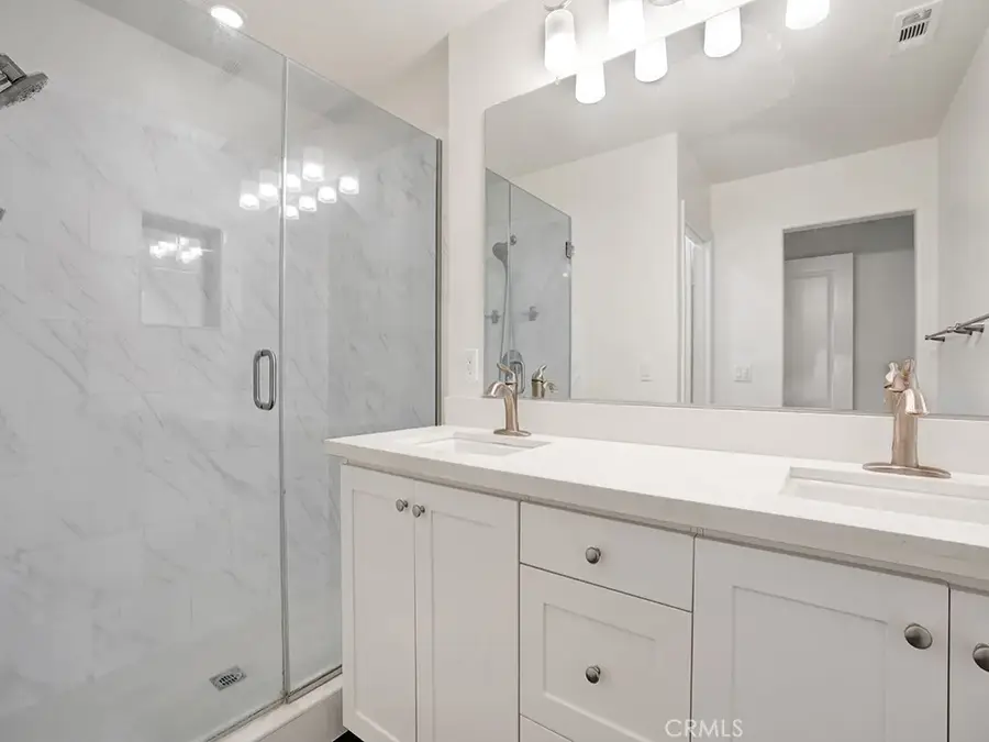 15331 Jasmine Lane #105, Gardena, CA 90249 - Image #2