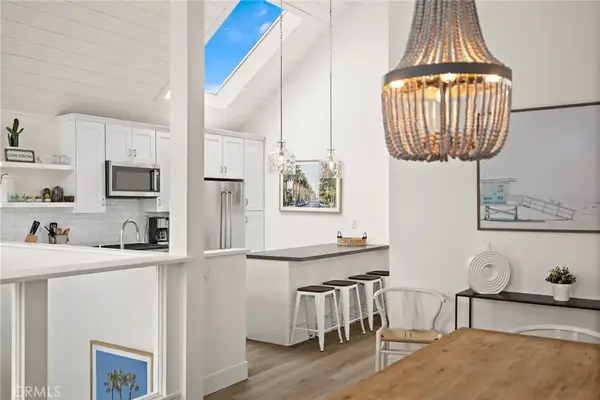 207 40th Street #2, Newport Beach, CA 92663