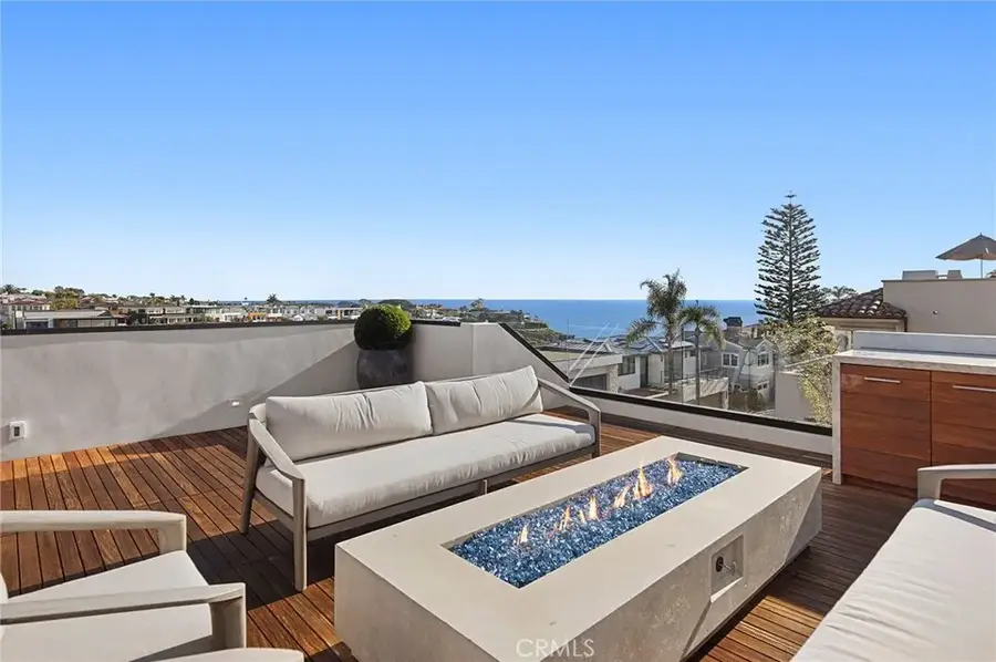 304 Poppy Ave, Corona Del Mar, CA 92625 - Image #2