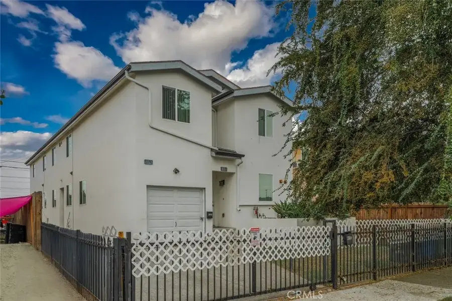 831 E 109th, Los Angeles, CA 90059 - Image #2