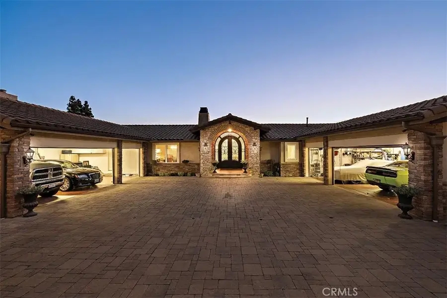 1542 La Loma, North Tustin, CA 92705 - #3