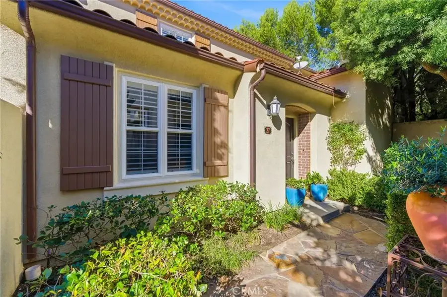 27 Gardenpath, Irvine, CA 92603 - Image #2