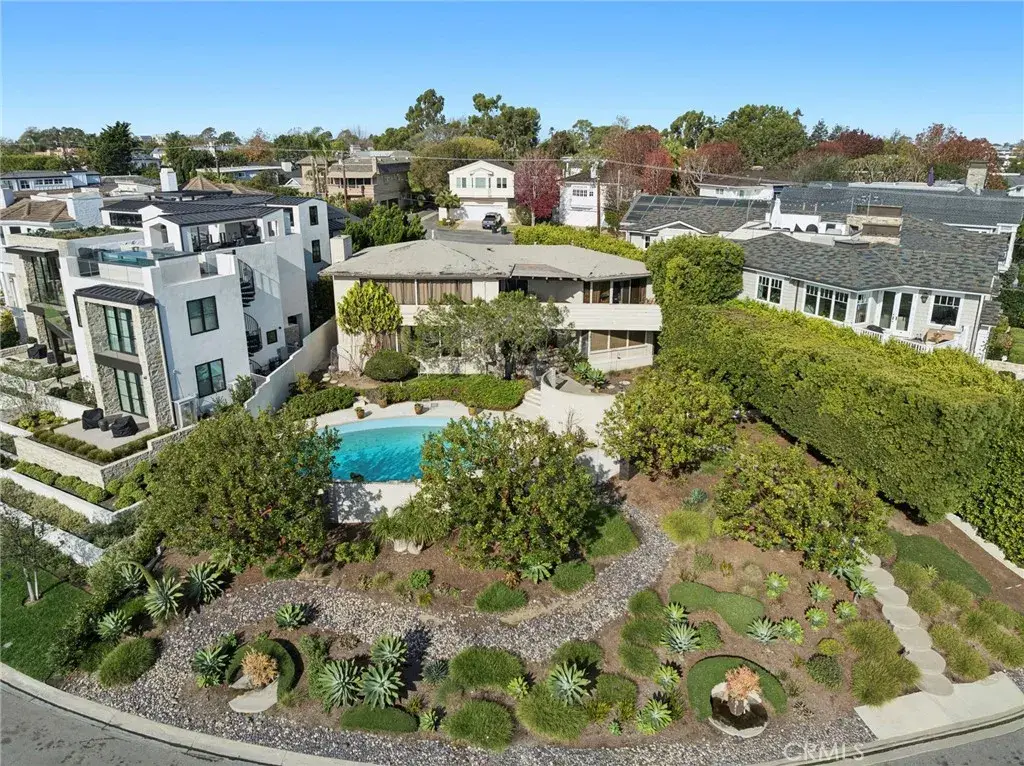 101 Kings Place, Newport Beach, CA 92663 - Image #1