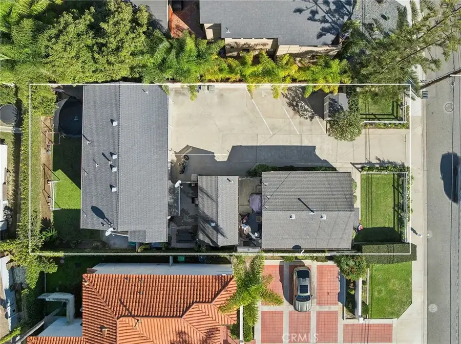 2121 Orange Avenue, Costa Mesa, CA 92627 - Image #2