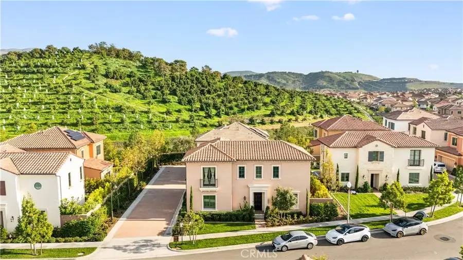 111 Winnett, Irvine, CA 92602 - Image #3