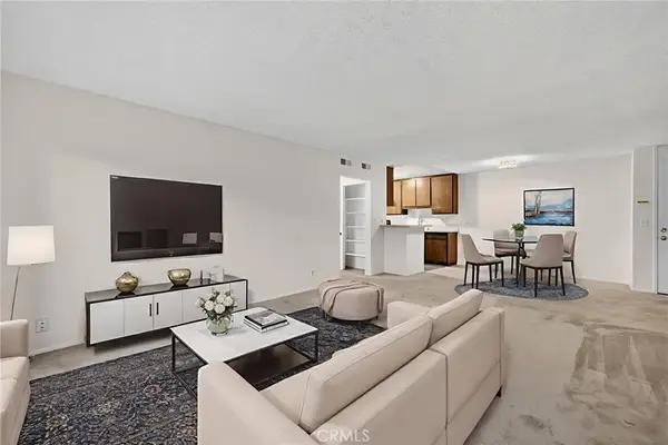 576 N Bellflower #101, Long Beach, CA 90814