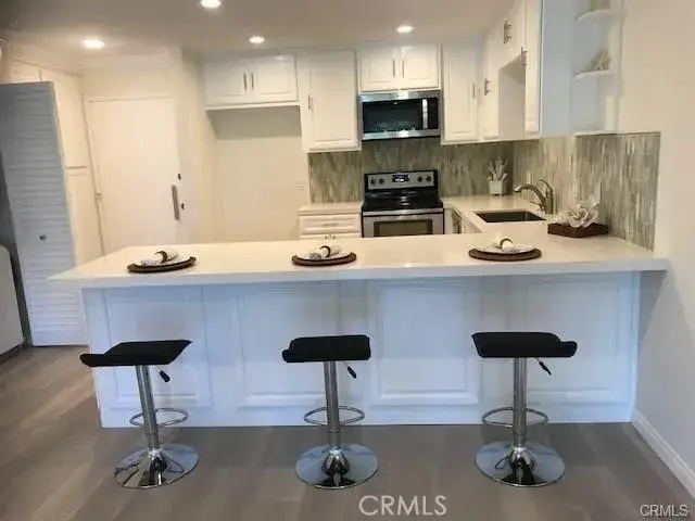 100 Scholz Plaza Ph1, Newport Beach, CA 92663 - Image #3