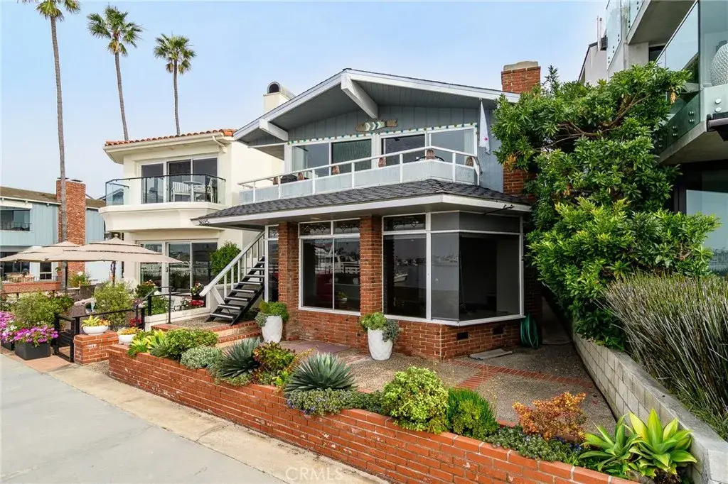 302 S Bay Front, Newport Beach, CA 92662 - #1