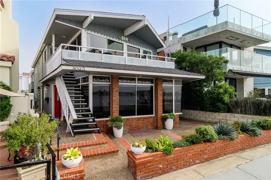 302 S Bay Front, Newport Beach, CA 92662 - #2