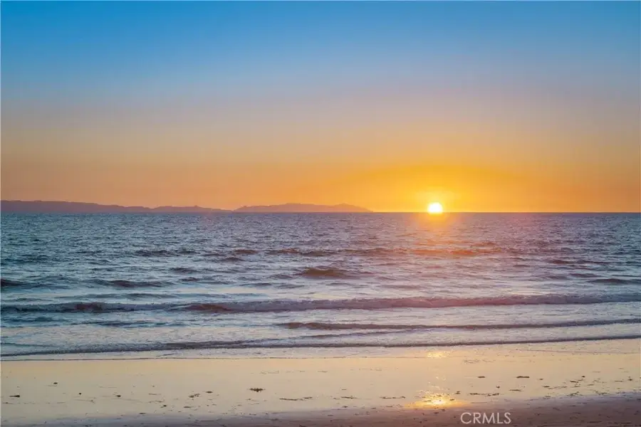 3407 W Oceanfront, Newport Beach, CA 92663 - #3