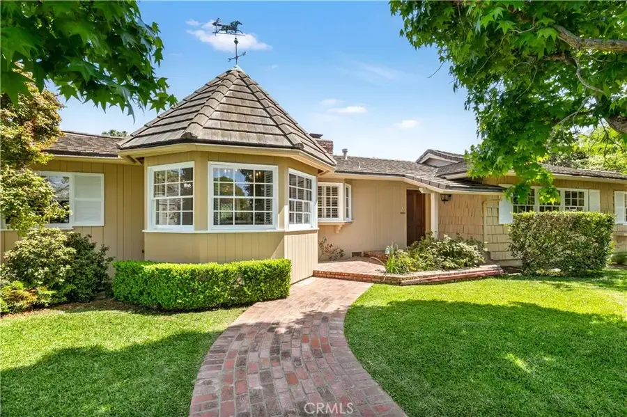2401 Sierra Vista, Newport Beach, CA 92660 - #2