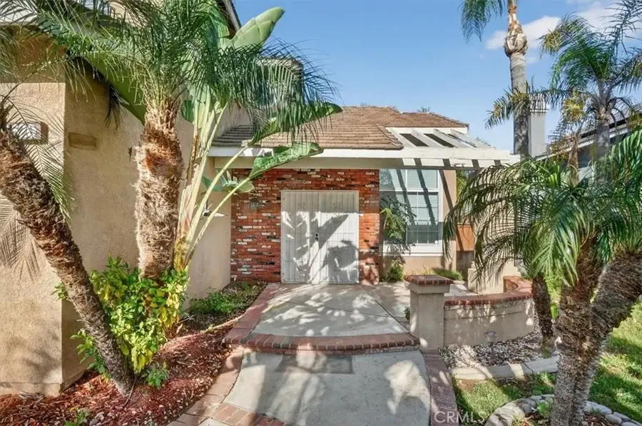 2620 Taylor, Corona, CA 92882 - #2