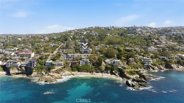 240 Moss Street, Laguna Beach, CA 92651