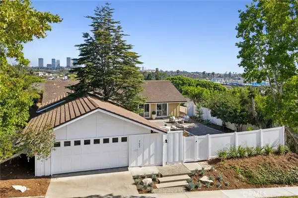727 Bellis Street, Newport Beach, CA 92660