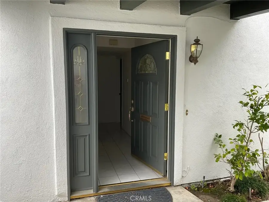 2307 Eastbluff, Newport Beach, CA 92660 - #2