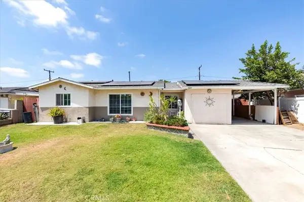 4605 W Flight Avenue, Santa Ana, CA 92704