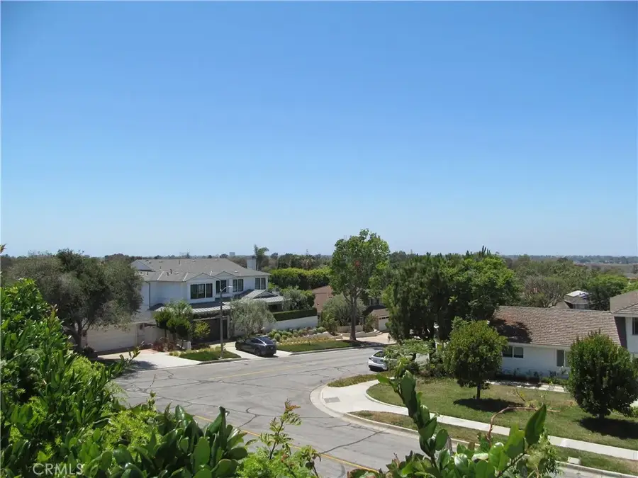 2801 Carob, Newport Beach, CA 92660 - #2