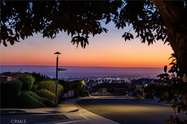 3500 Surfview Lane, Corona Del Mar, CA 92625