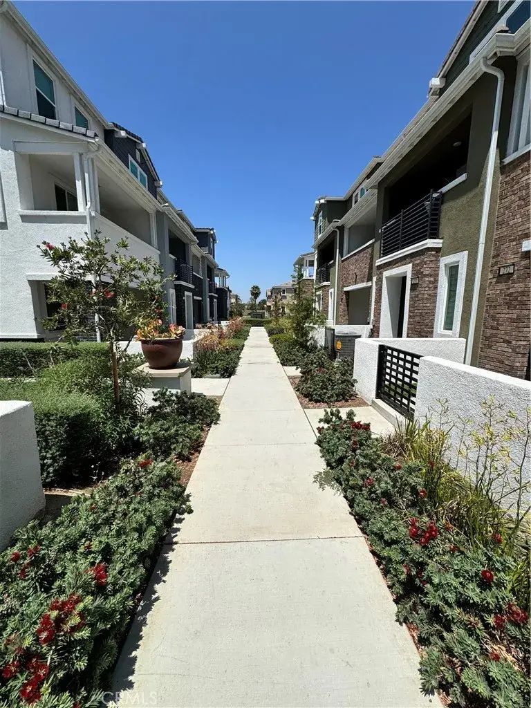240 Lockhart, West Covina, CA 91790 - #3