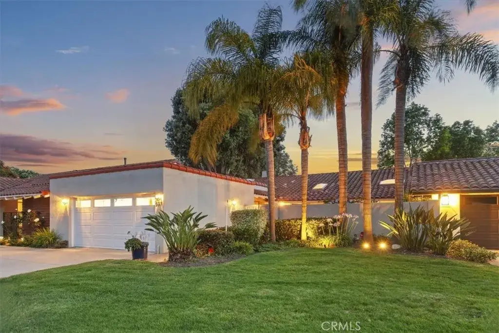537 Vista Grande, Newport Beach, CA 92660 - #1