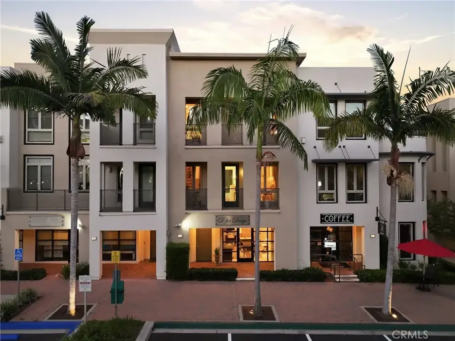 23 Vantis, Aliso Viejo, CA 92656 - #2