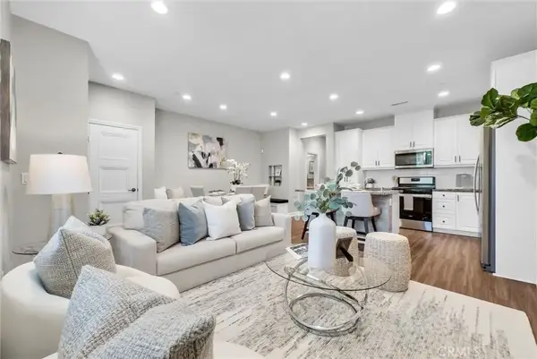 3662 E Moonlight #82, Ontario, CA 91761