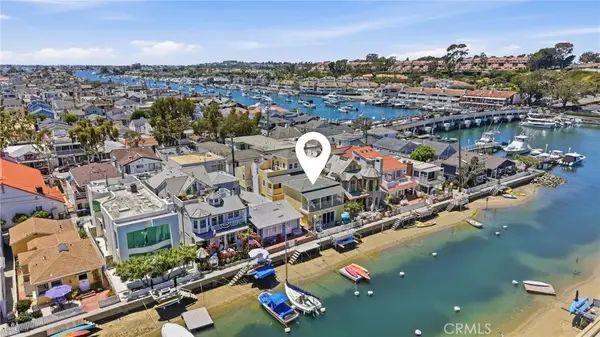 325 Grand Canal, Newport Beach, CA 92662