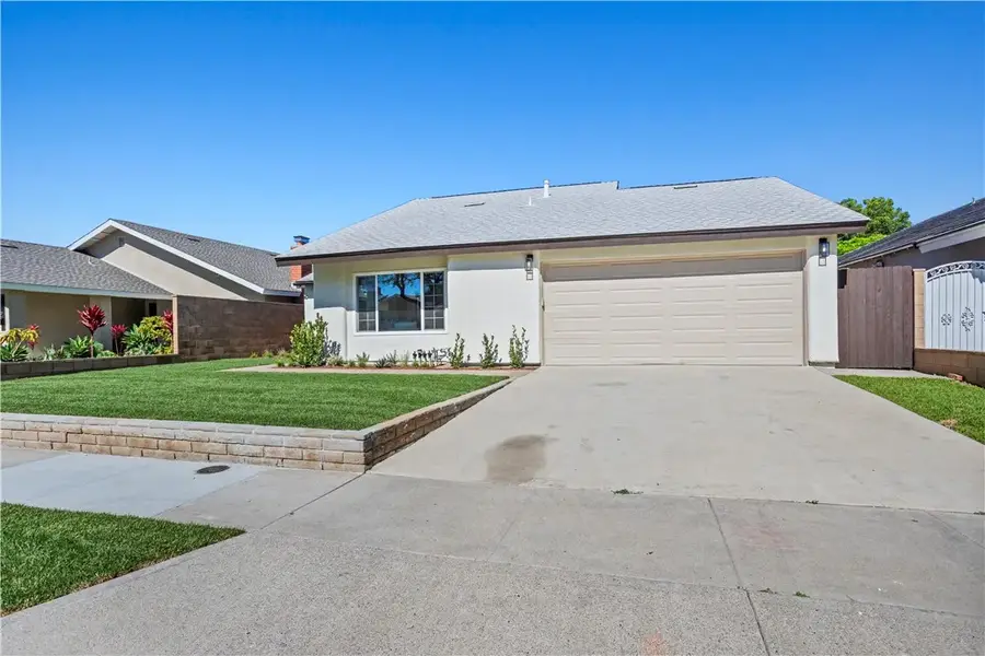 3209 S Diamond, Santa Ana, CA 92704 - #3