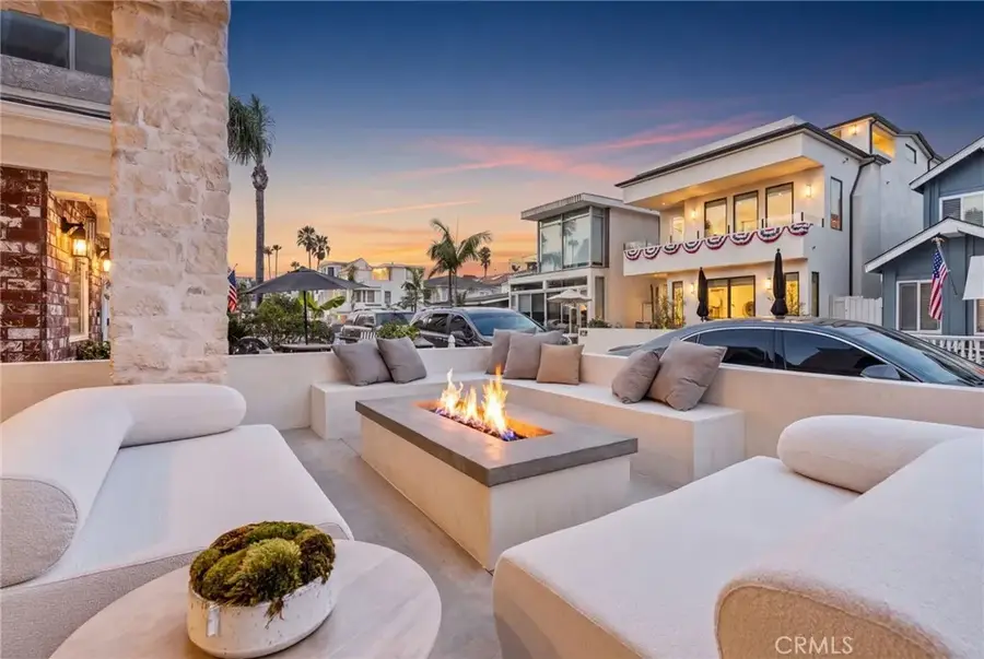 207 43rd Street, Newport Beach, CA 92663 - #2