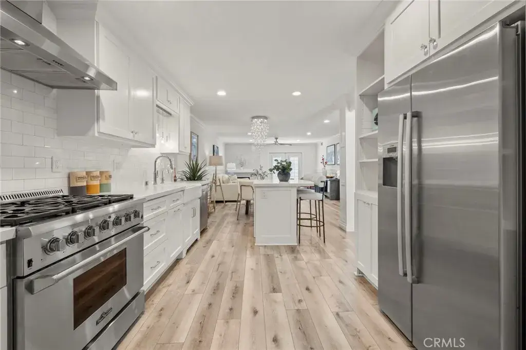 2332 Vista Huerta, Newport Beach, CA 92660 - #1