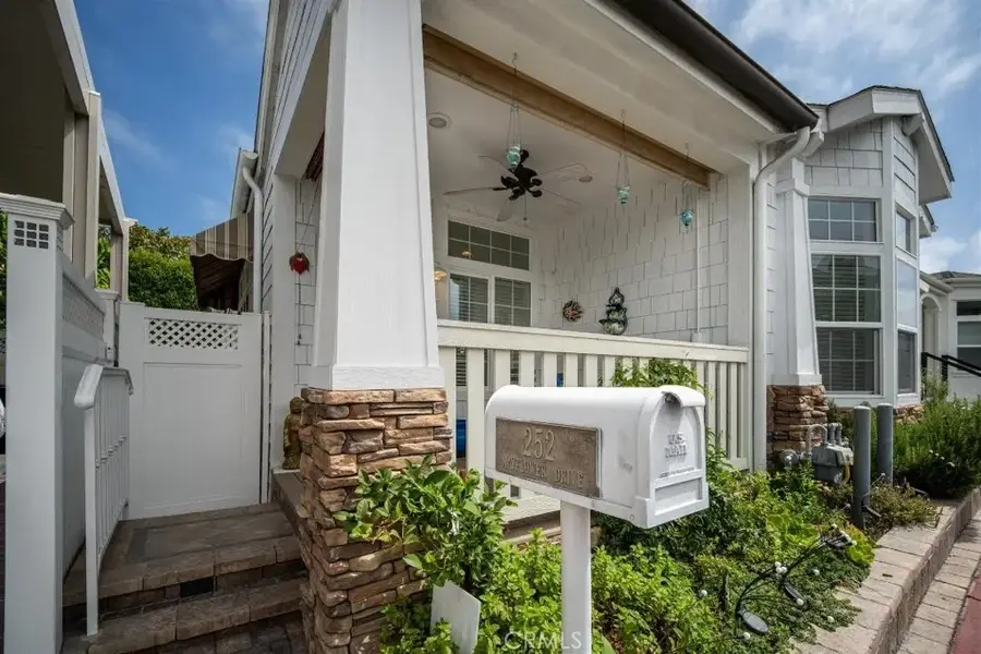 252 Mayflower, Newport Beach, CA 92660 - #3