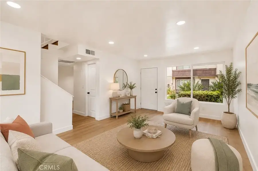 1097 Santo Antonio #14, Colton, CA 92324 - #3