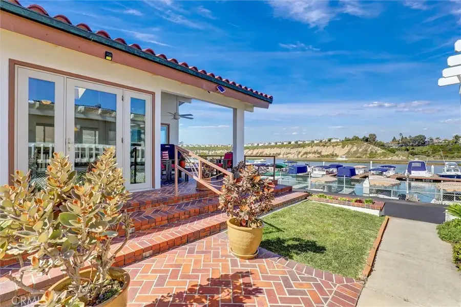 35 Saratoga, Newport Beach, CA 92660 - #2