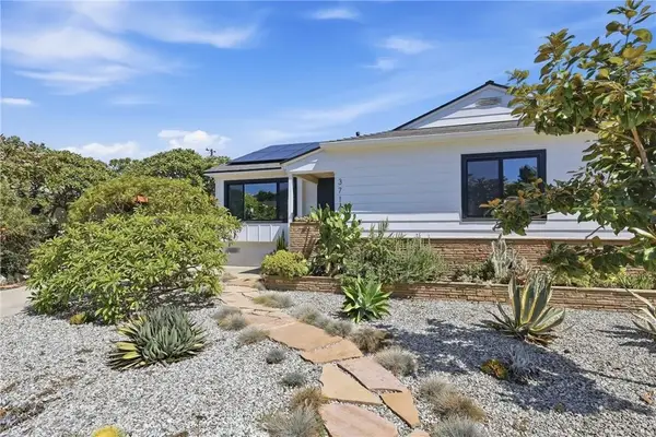 3716 Nipomo, Long Beach, CA 90808