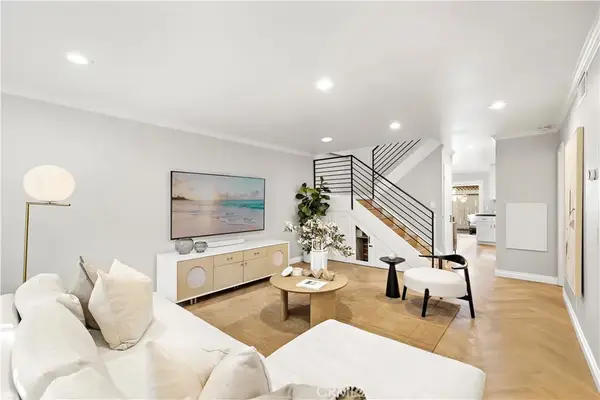 34 Starfish Court #12, Newport Beach, CA 92663