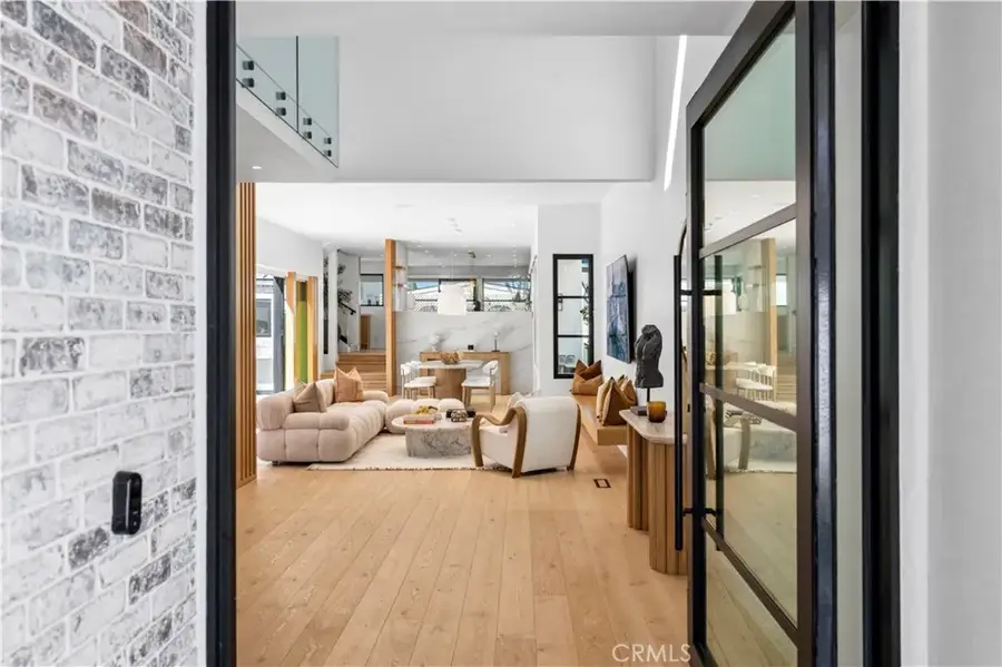 215 Goldenrod, Corona Del Mar, CA 92625 - #3