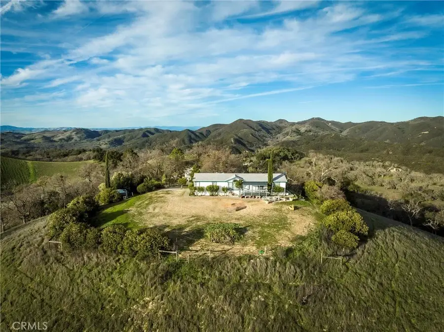 9308 Chimney Rock Road, Paso Robles, CA 93446 - Image #2