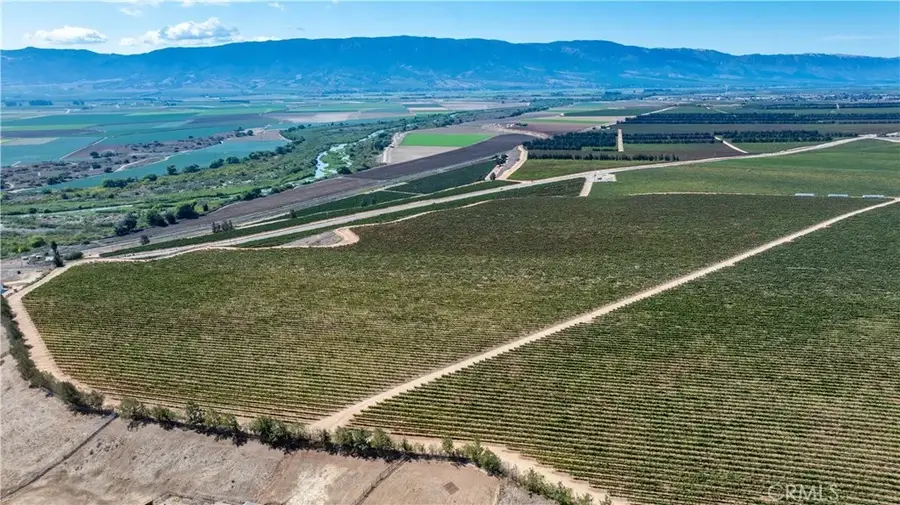 35095 Metz Road, Soledad, CA 93960 - #3