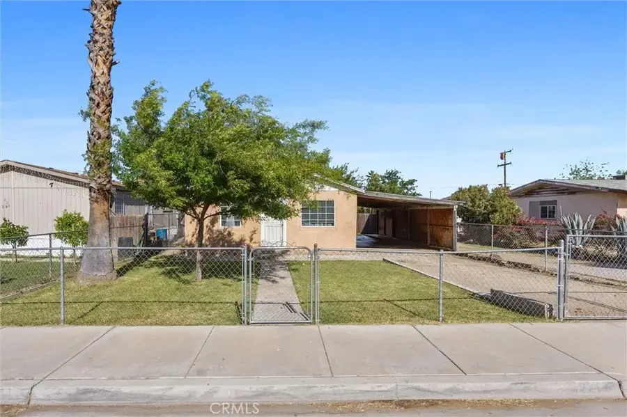 221 Wood, Bakersfield, CA 93307 - Image #3