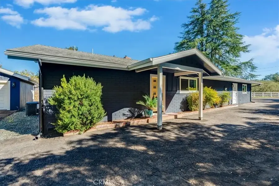 3725 Plymouth Hills Rd, Paso Robles, CA 93446 - Image #2