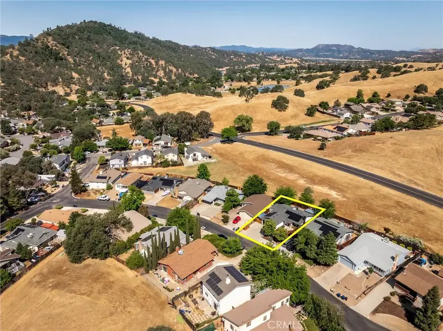 4913 Sparrow Hawk Lane, Paso Robles, CA 93446 - Image #2