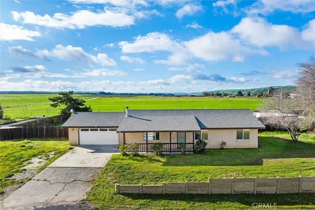 122 Mesa Grande Drive, Shandon, CA 93461 - Image #1