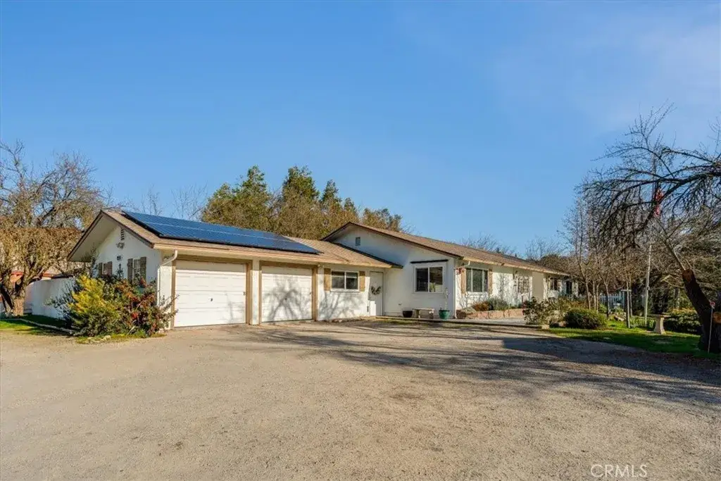 1555 Lyle, Paso Robles, CA 93446 - #1