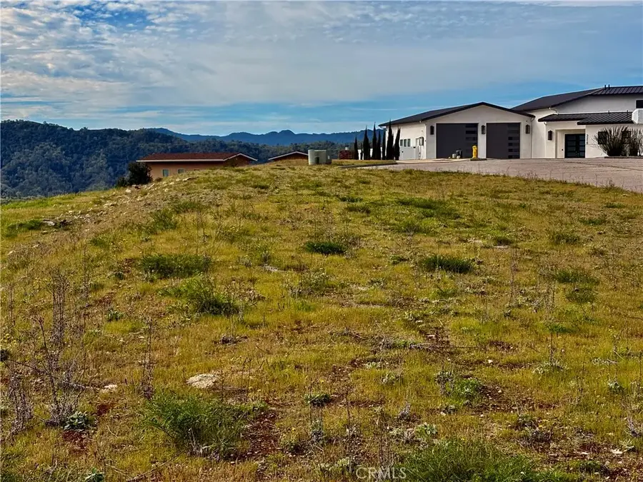 3260 Timberline Drive, Paso Robles, CA 93446 - #3